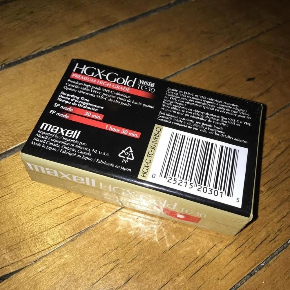 Maxell MAX203010 High Grade VHS-C Videotape Cassette‎